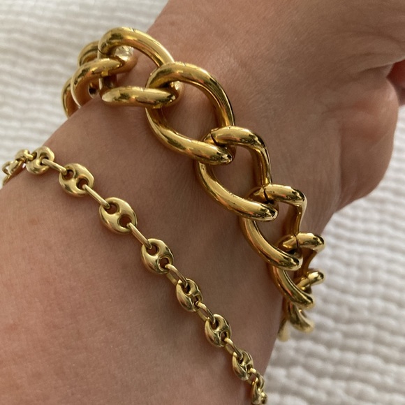 Monet gold bracelet large classic link great to make a charm bracelet - Picture 6 of 6